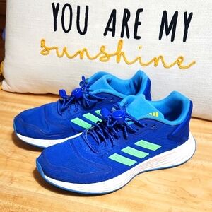 ADIDAS Lightmotion Sneakers